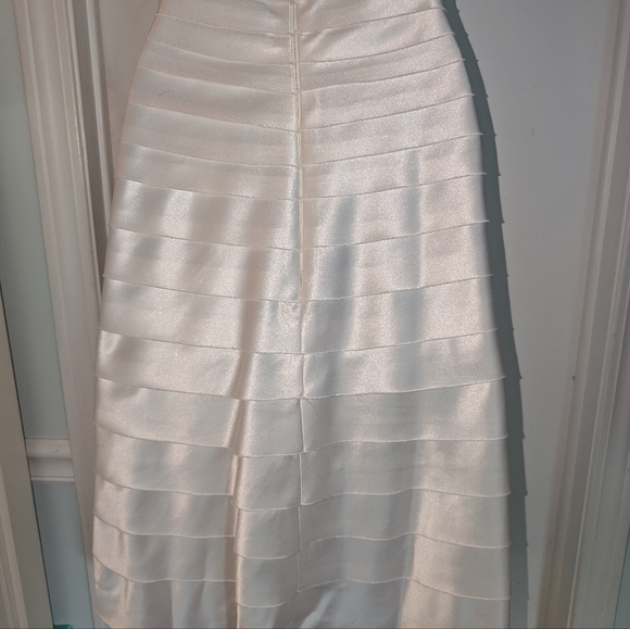 NWOT "BCBG MAXAZRIA" WHITE COCKTAIL DRESS SIZE 0 - Picture 8 of 11
